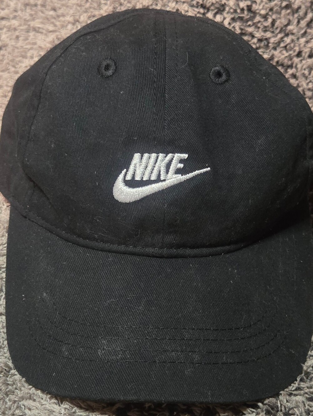 GUC Nike Kids Club Cap Black Baseball Hat Size 4-7 & Adjustable